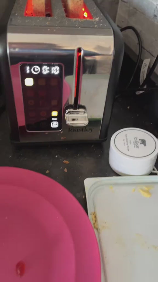 Two slices, one touchscreen